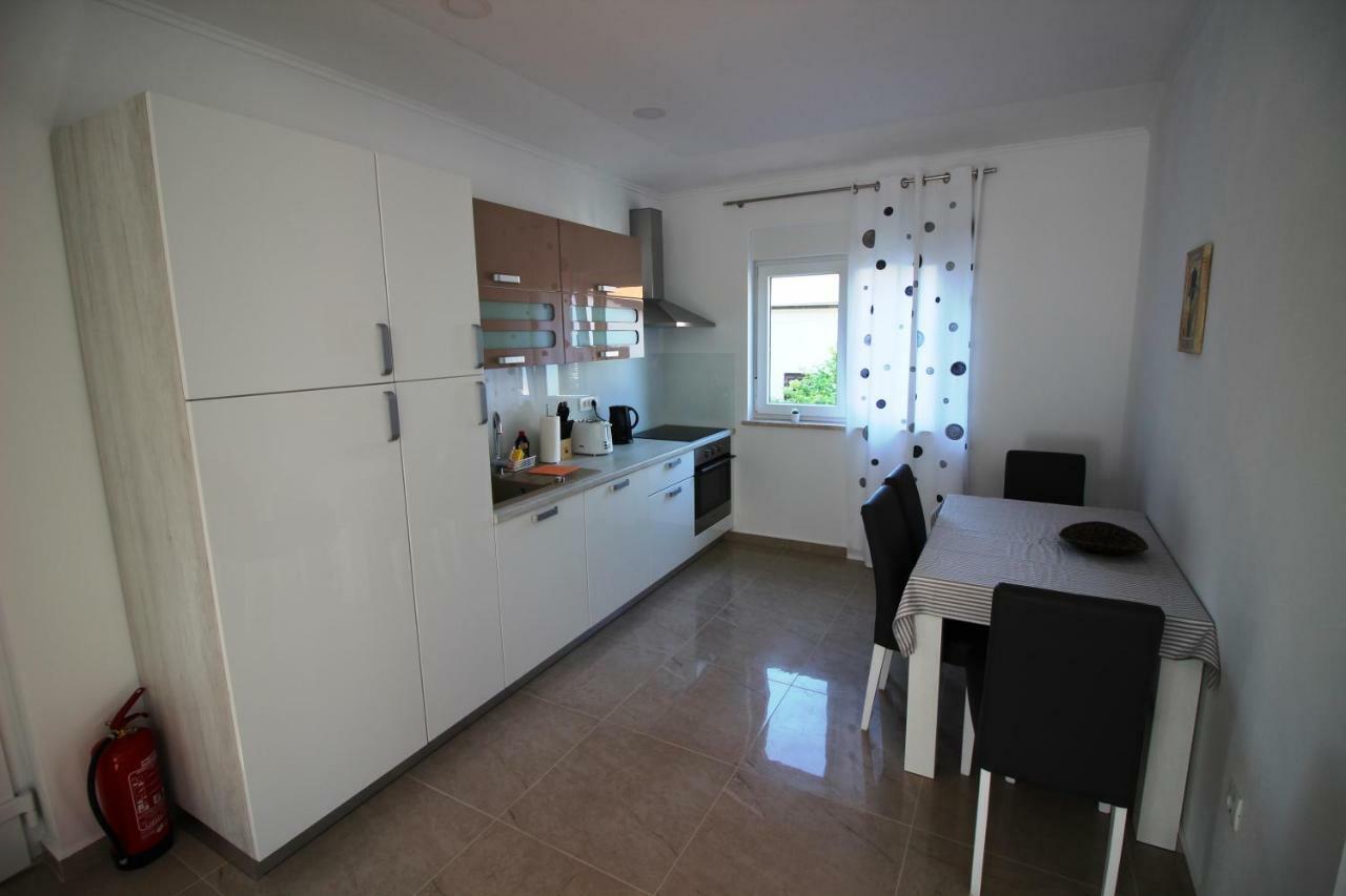 Apartment Umag Luaran gambar
