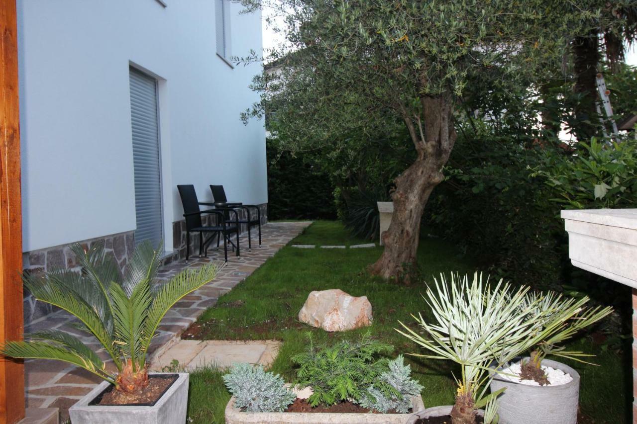 Apartment Umag Luaran gambar